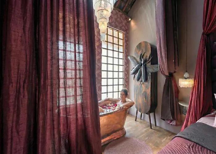 فندق Atelier Art Lofts أوبود